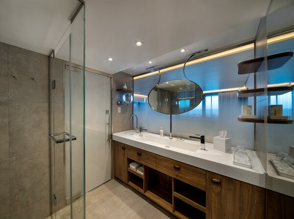 Celebrity Flora - Sky Suite with Infinite Veranda 1, ©CEL.jpg